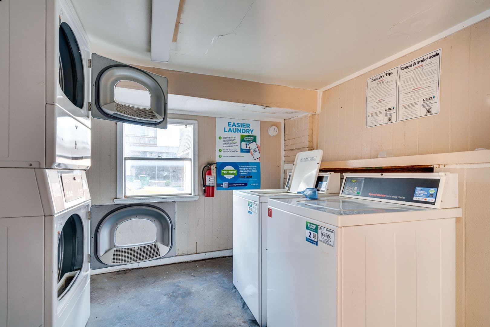 Austin Apartment: 307 & 311 East 31st