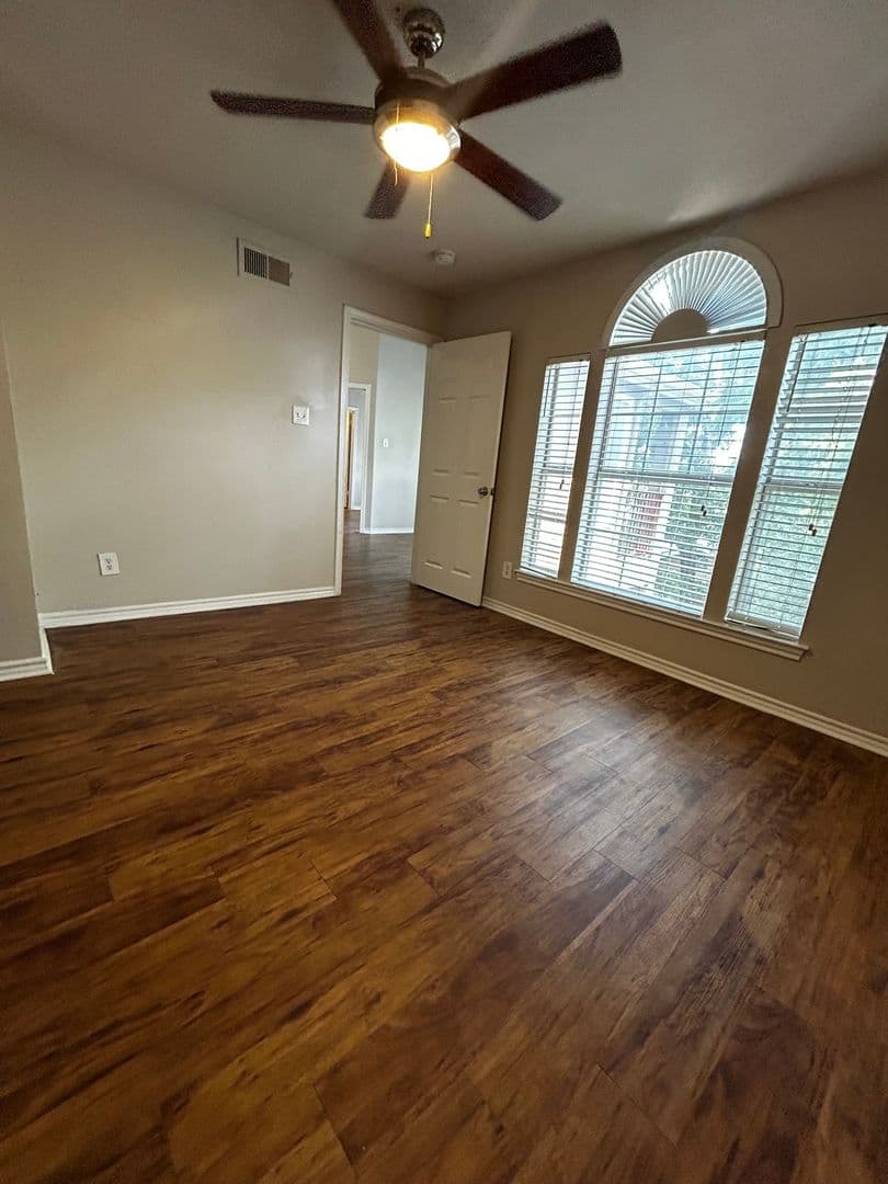 Austin Condo: 6804 N Capital of Texas Hwy