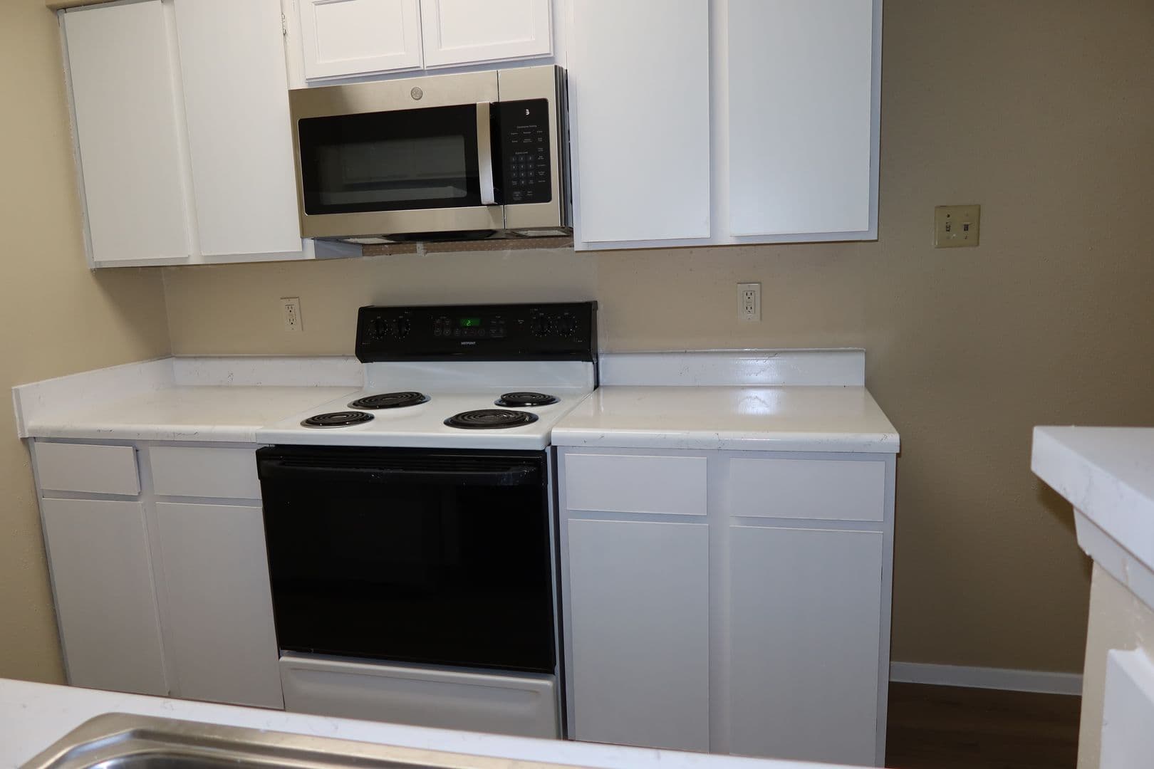 Austin Condo: 114 East 31st Street