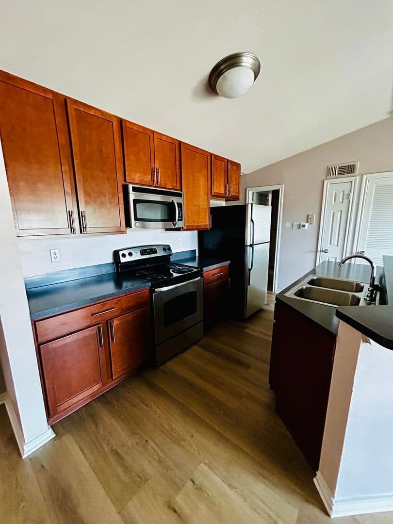 Austin Condo: 6804 N Capital of Texas Hwy