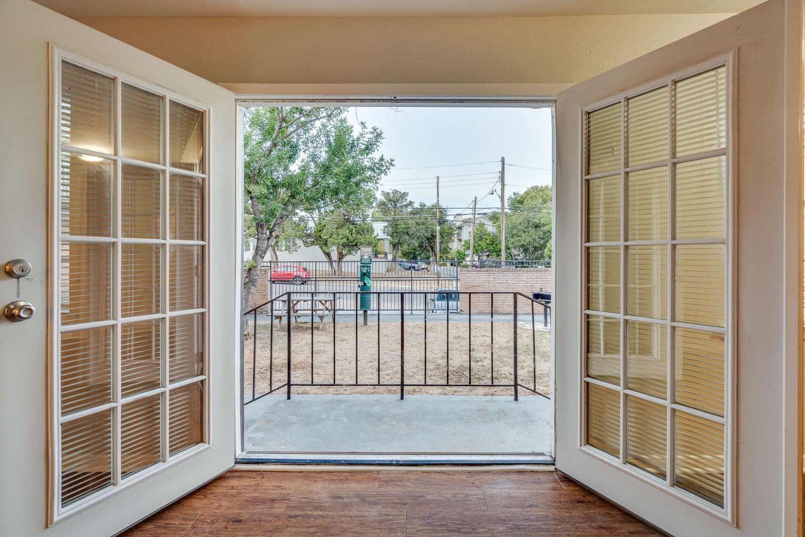 Austin Apartment: 307 & 311 East 31st