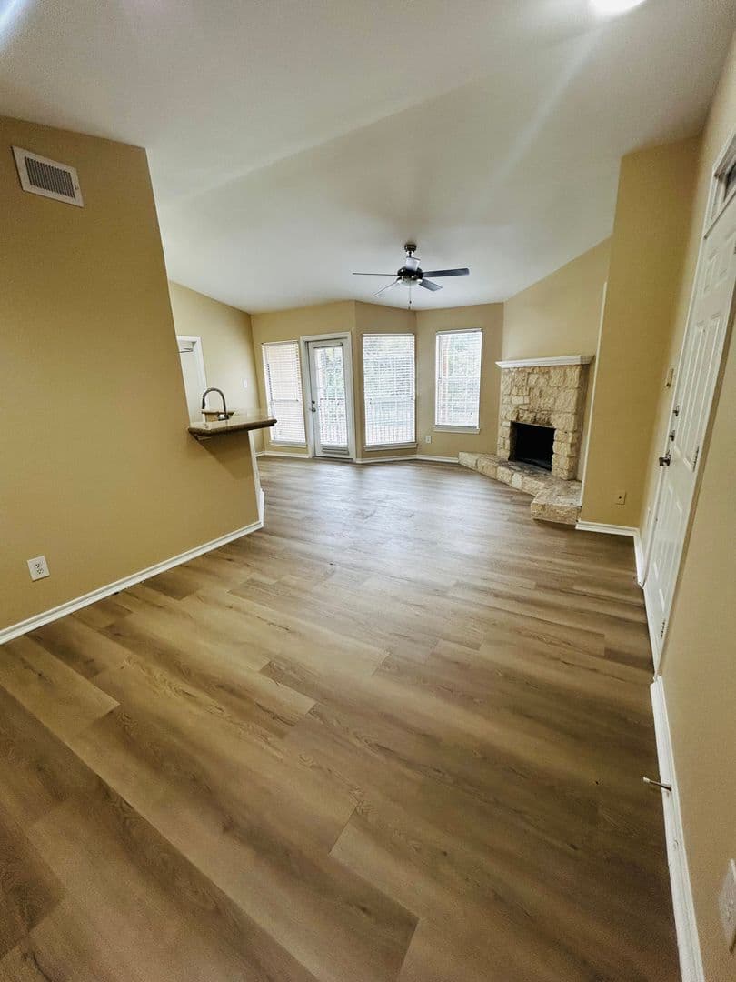 Austin Condo: 6804 N Capital of Texas Hwy Unit 128