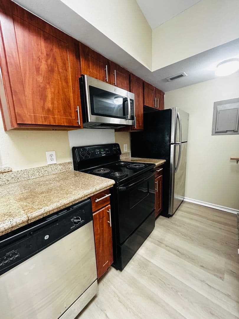 Austin Condo: 6804 N Capital of Texas Hwy Unit 128