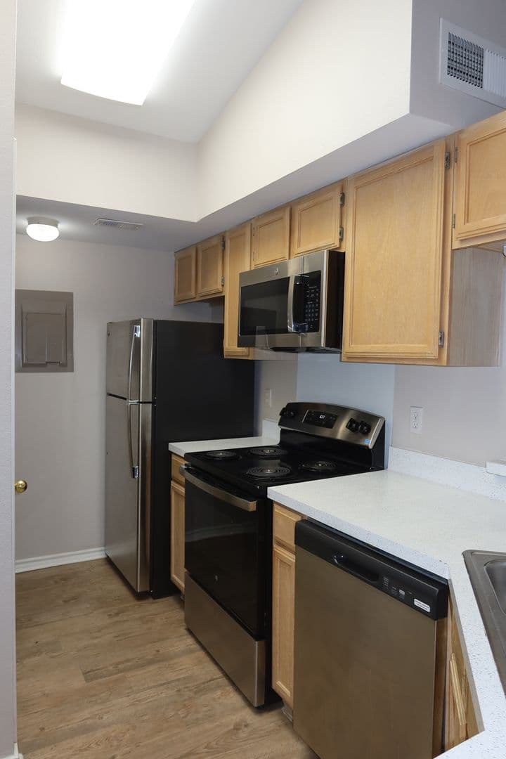 Austin Condo: 6804 N Capital of Texas Hwy