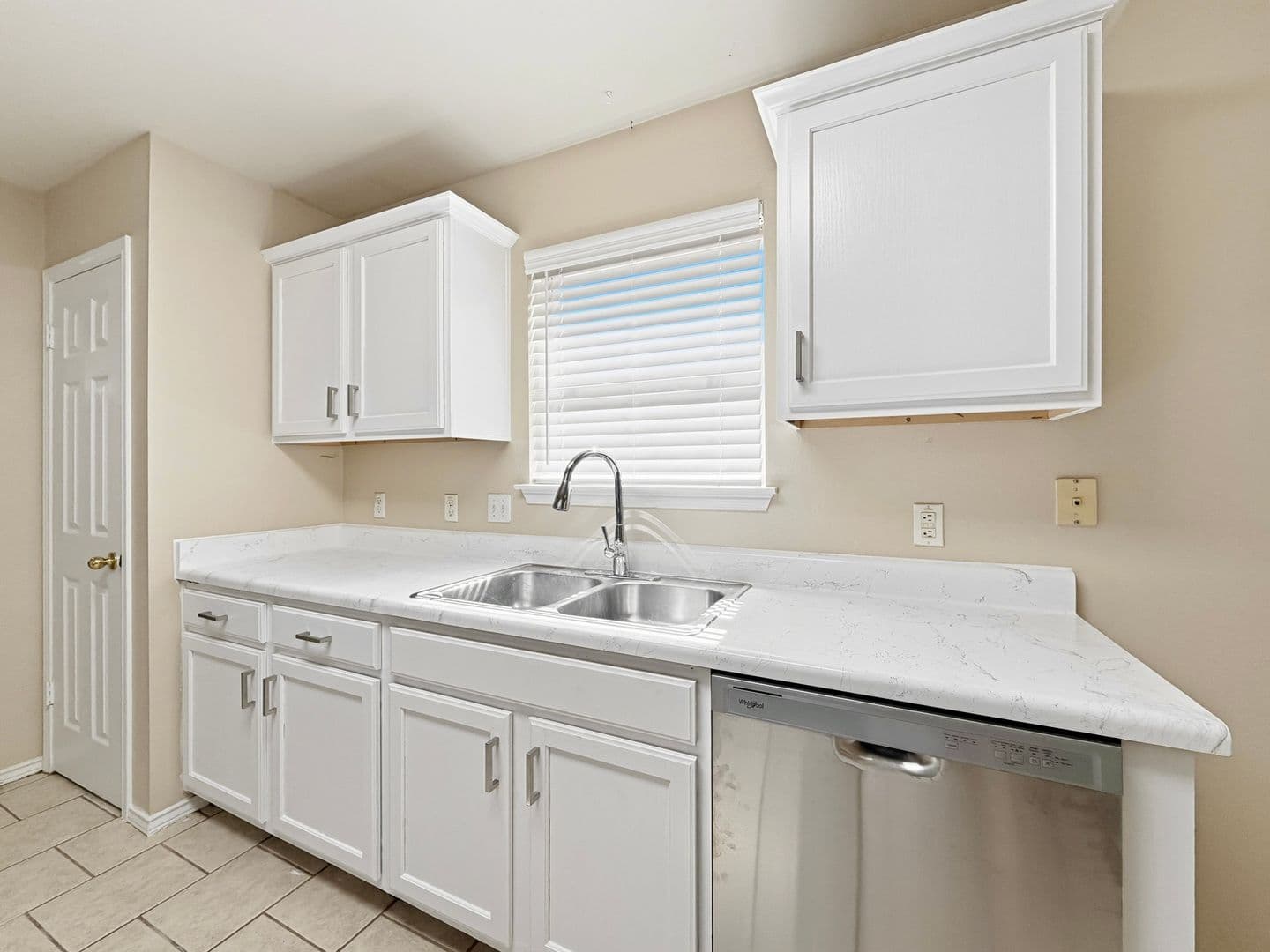 Austin House: 11123 Canterbury Tales Lane