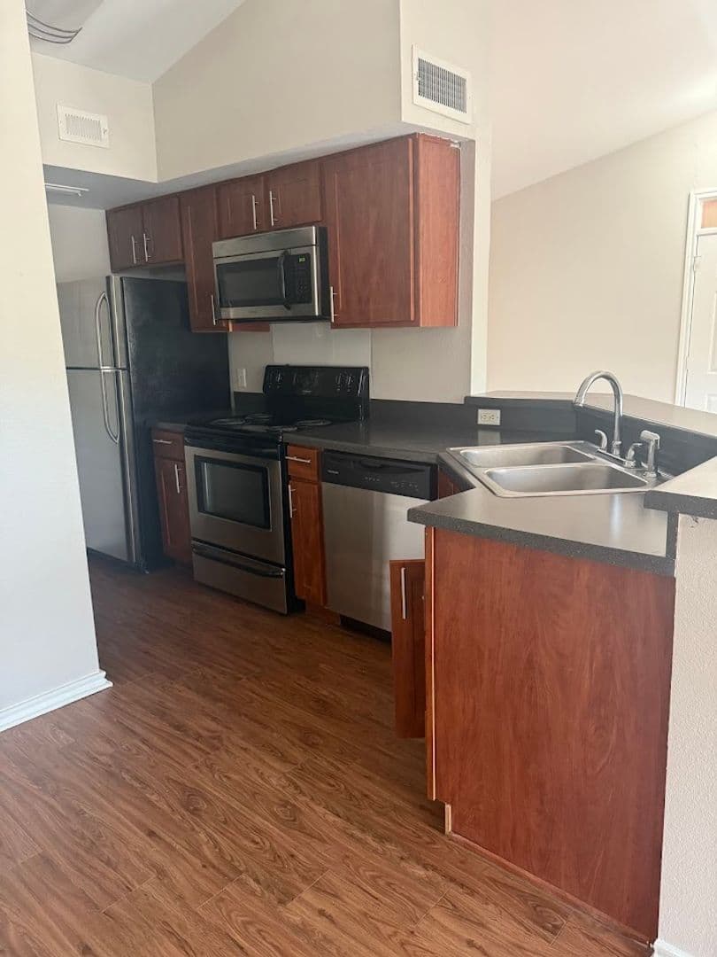 Austin Condo: 6804 N Capital of Texas Hwy