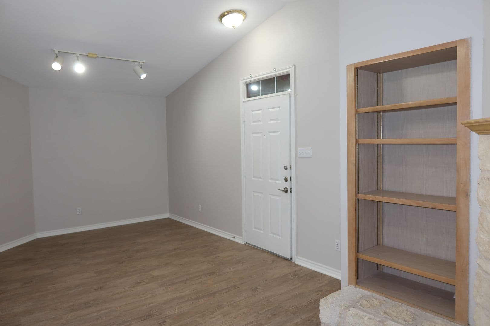 Austin Condo: 6804 N Capital of Texas Hwy