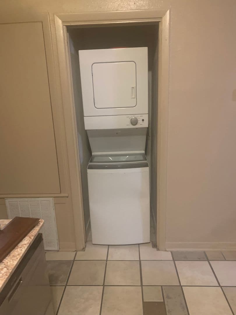 Austin Condo: 2216 San Gabriel #106