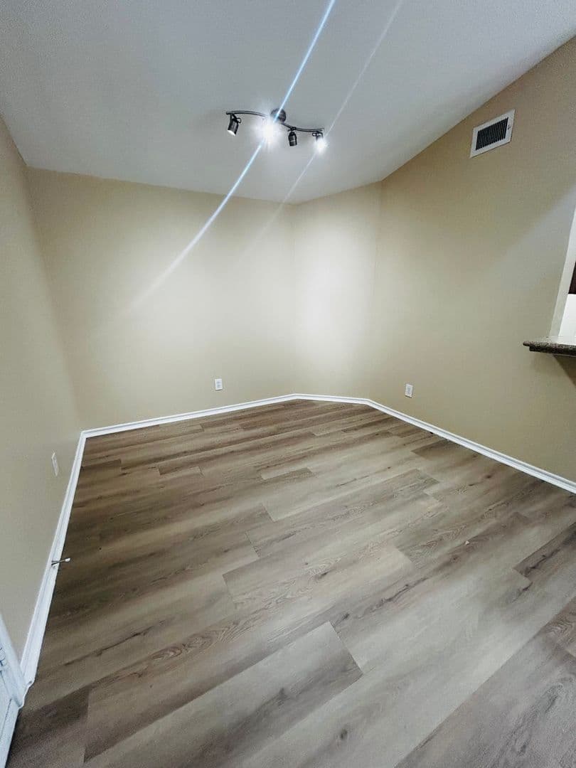 Austin Condo: 6804 N Capital of Texas Hwy Unit 128