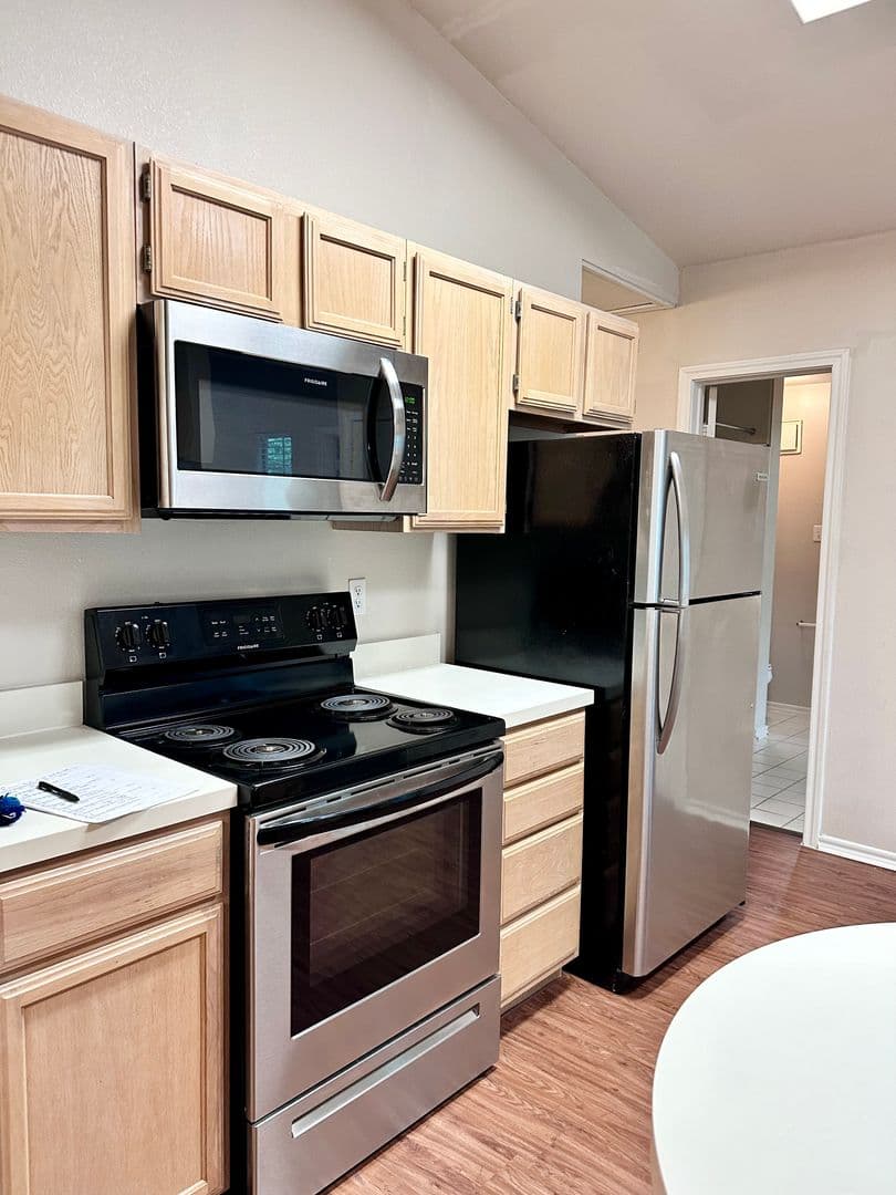 Austin Townhome: 6804 N Capital of Texas Hwy