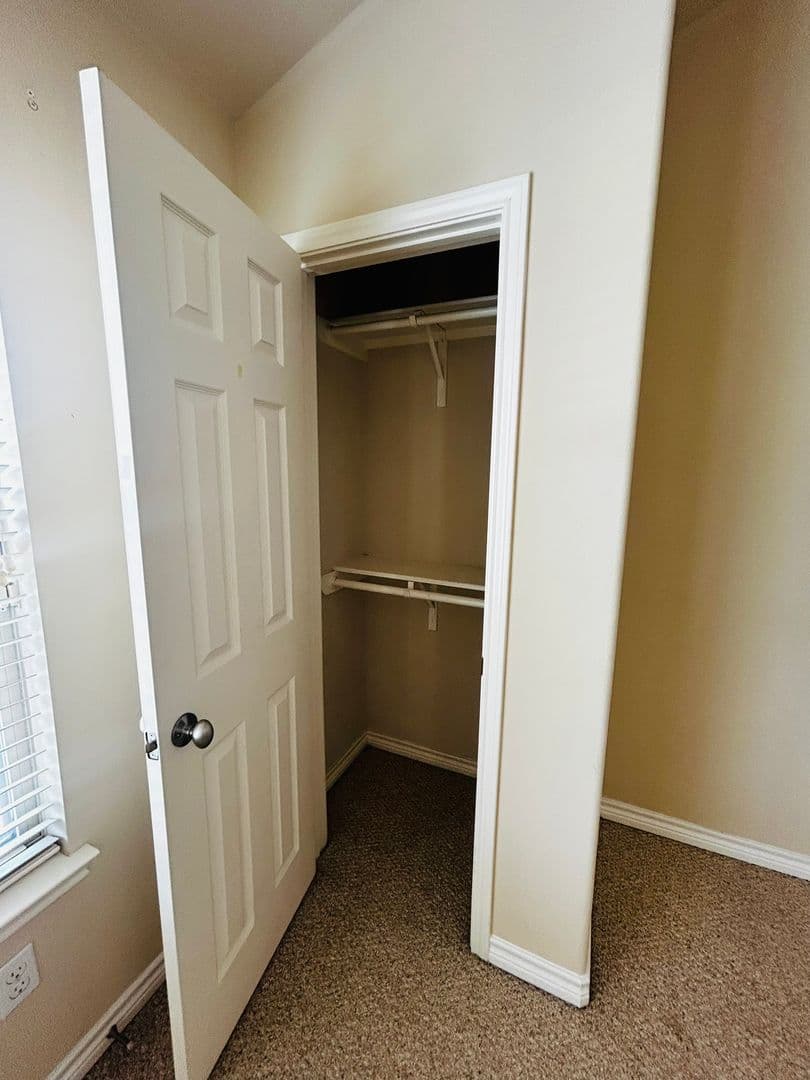 Ausitn Townhome: 305 East 31