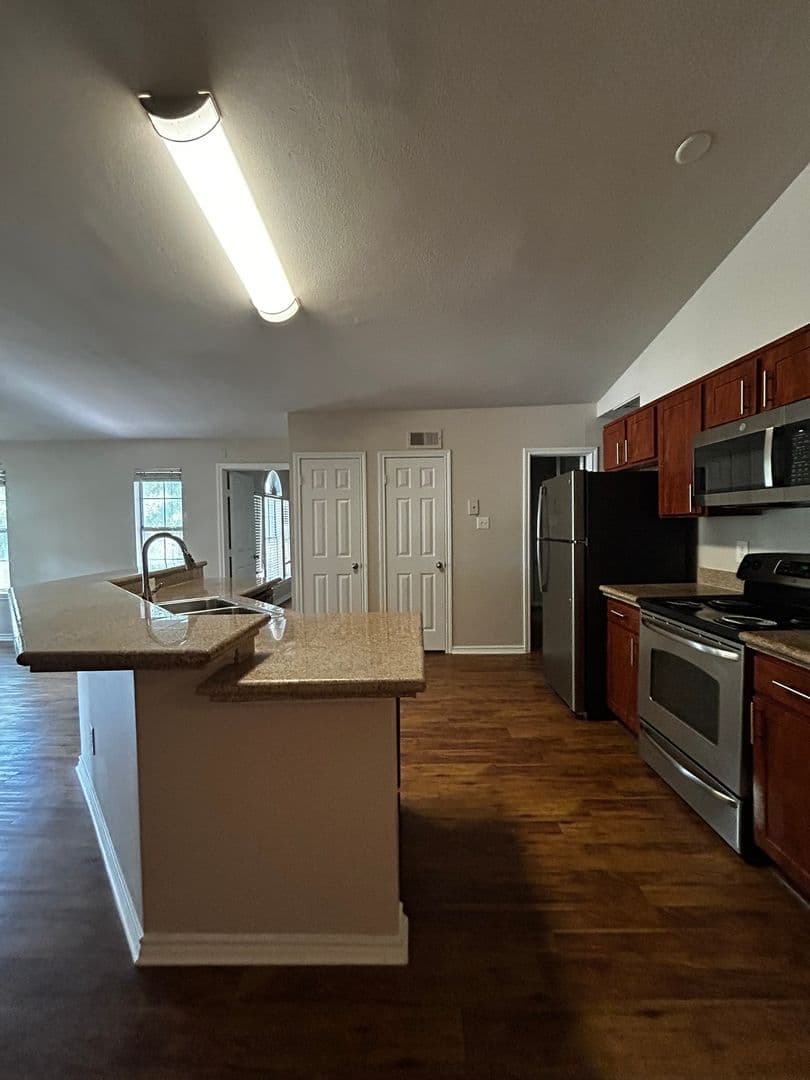 Austin Condo: 6804 N Capital of Texas Hwy