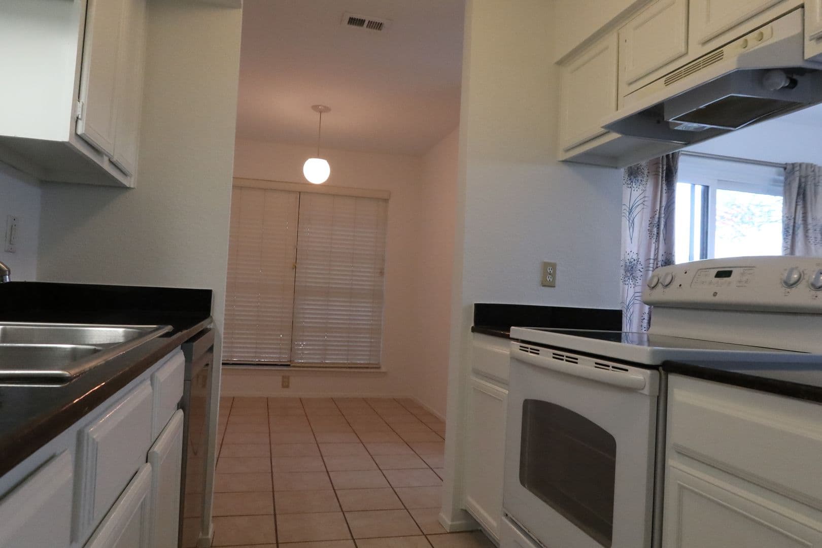Austin Apartment: K038 - Mesa Village #252