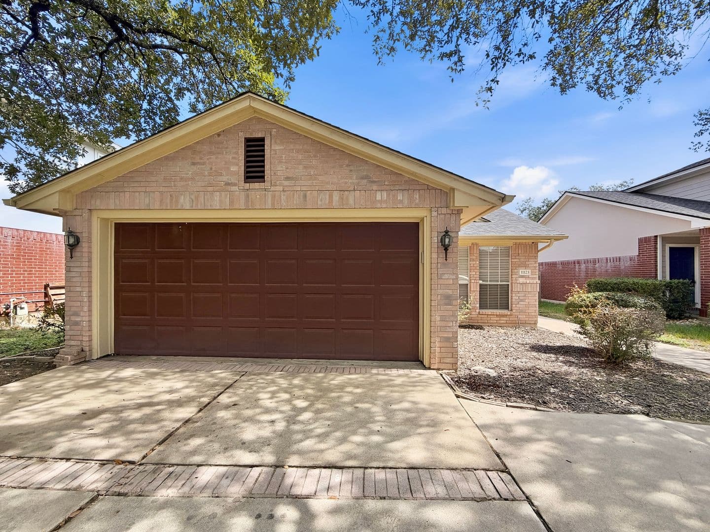 Austin House: 11123 Canterbury Tales Lane