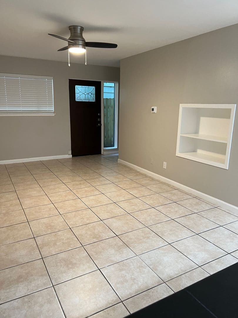 Austin House: 2413 Leon