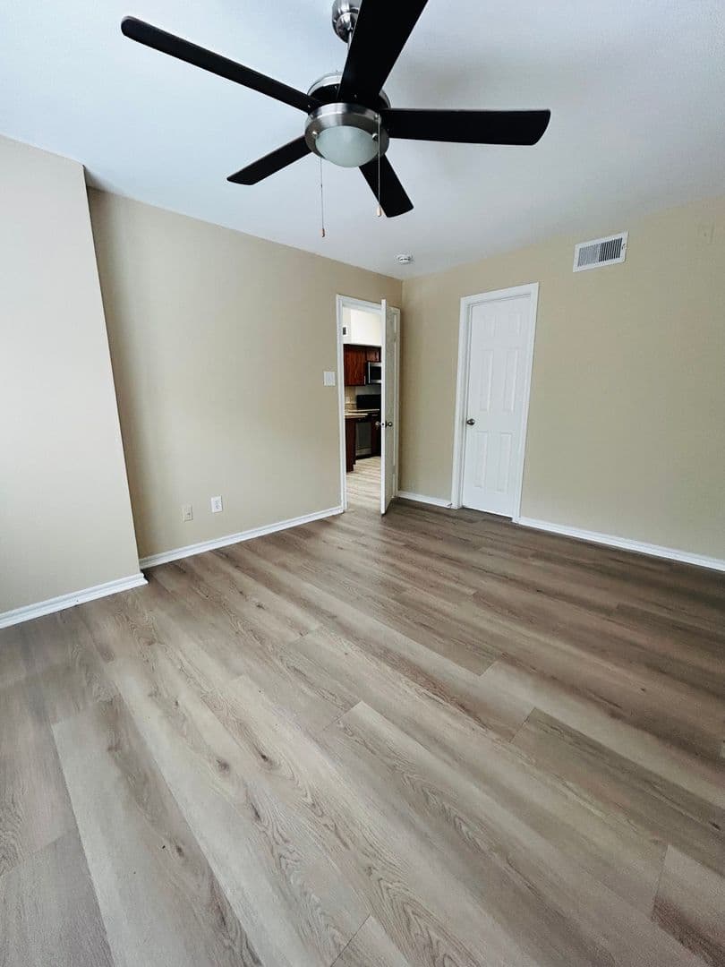 Austin Condo: 6804 N Capital of Texas Hwy Unit 128