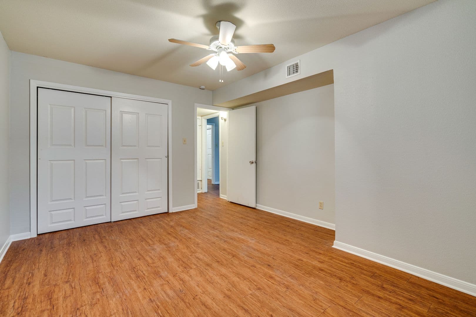 Austin Apartment: 307 & 311 East 31st