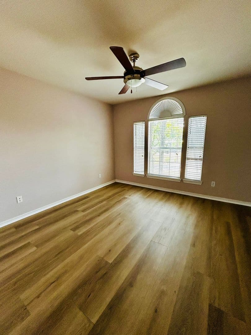 Austin Condo: 6804 N Capital of Texas Hwy