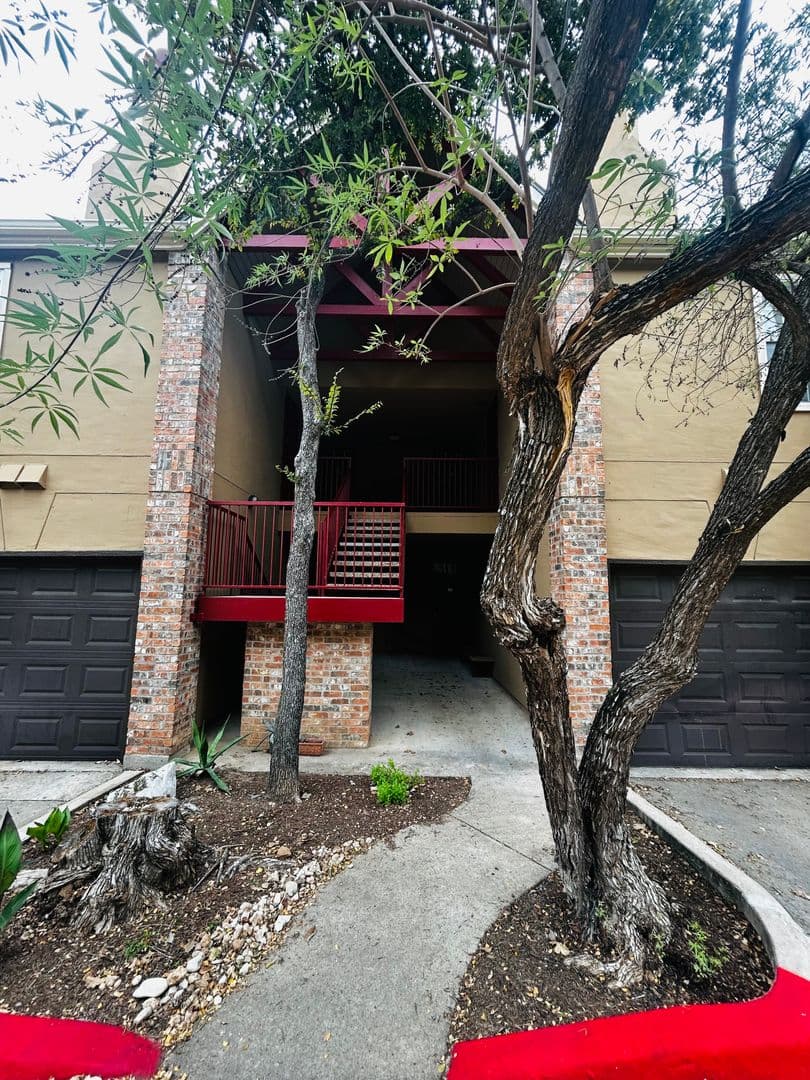 Austin Condo: 6804 N Capital of Texas Hwy Unit 128