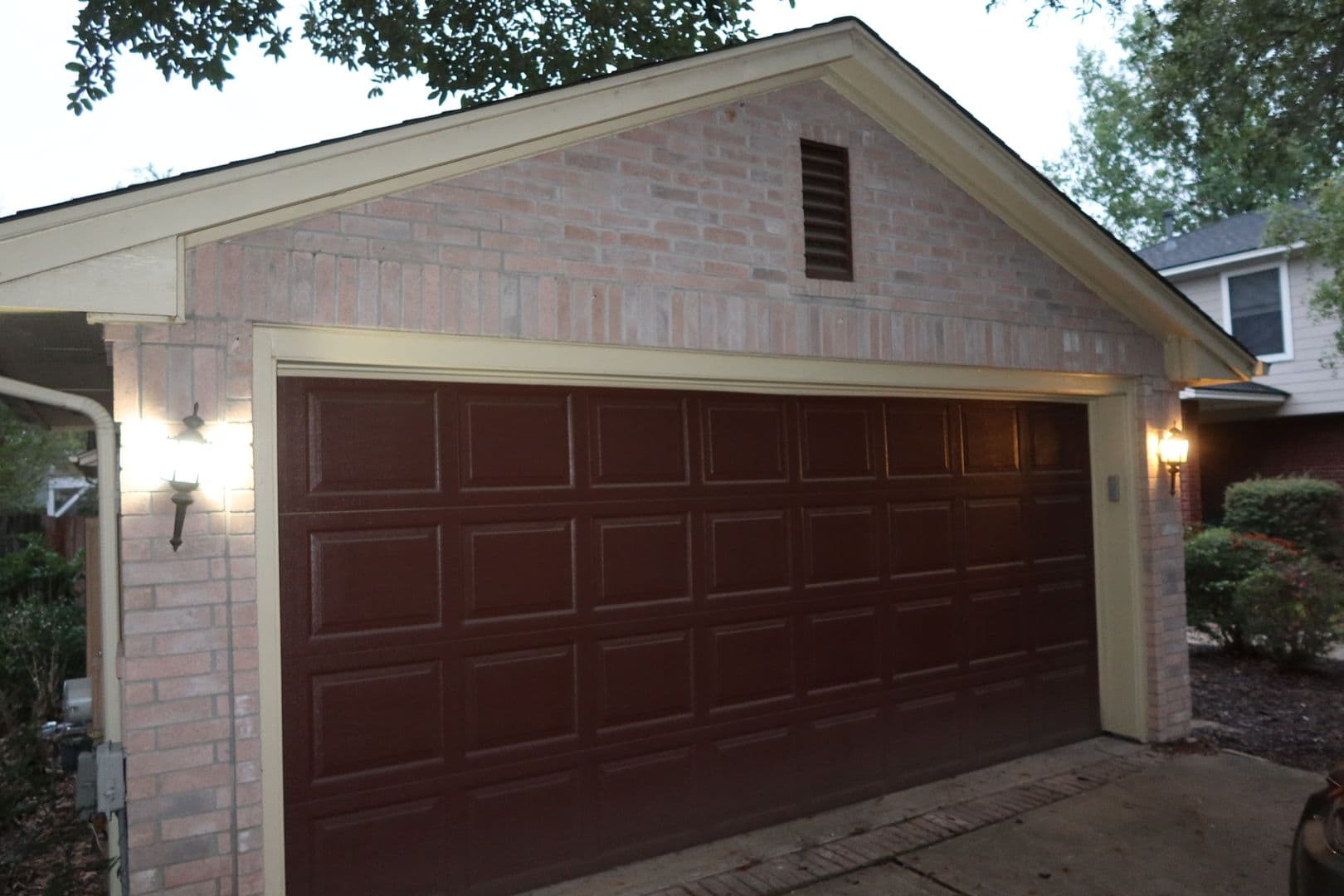 Austin House: 11123 Canterbury Tales Lane