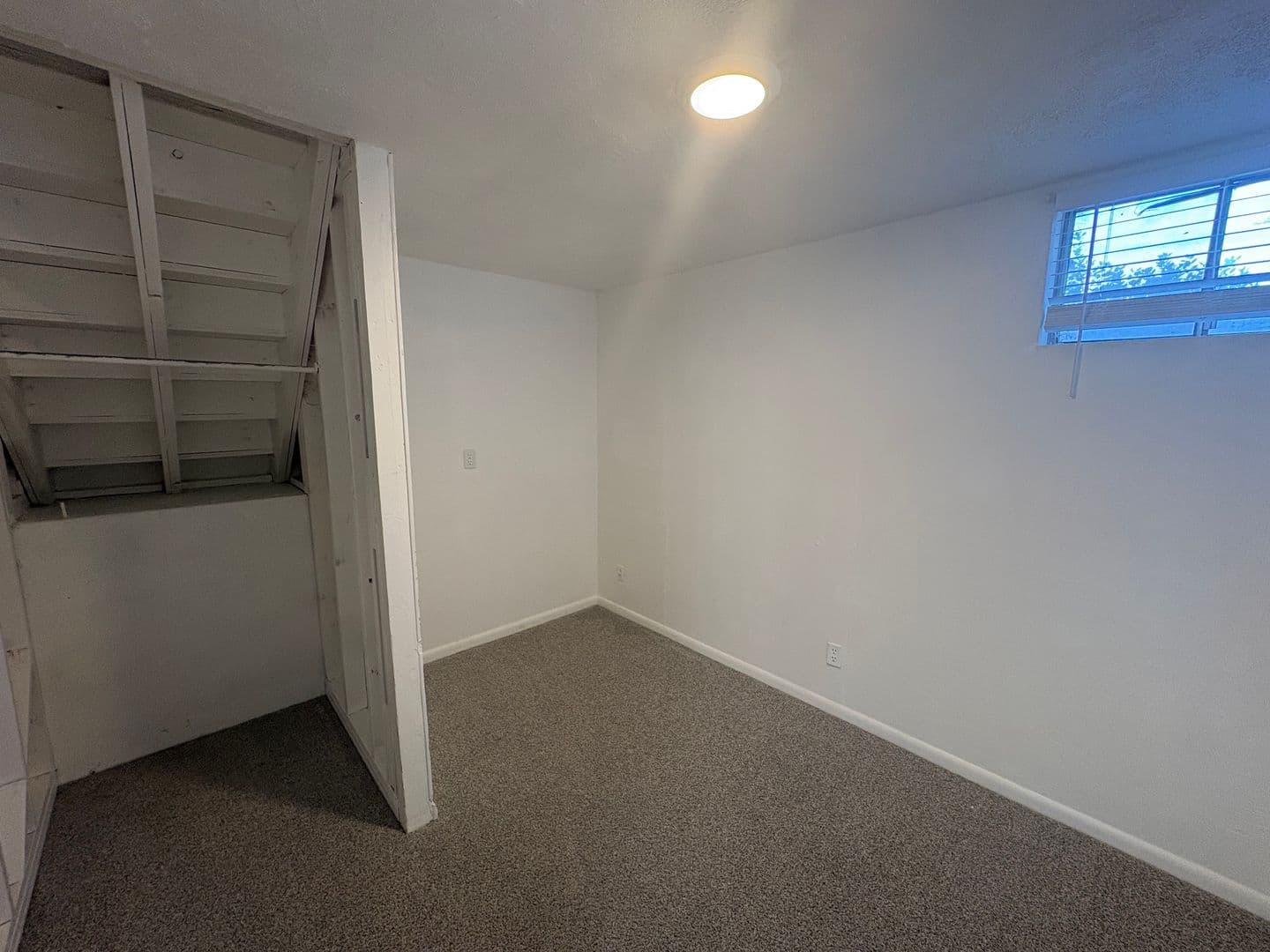 Greeley House: 939 49th Avenue Place