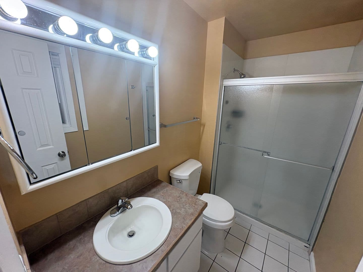 Greeley House: 939 49th Avenue Place