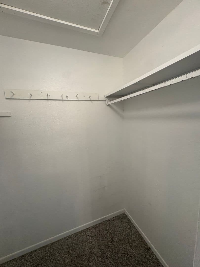 Greeley House: 939 49th Avenue Place