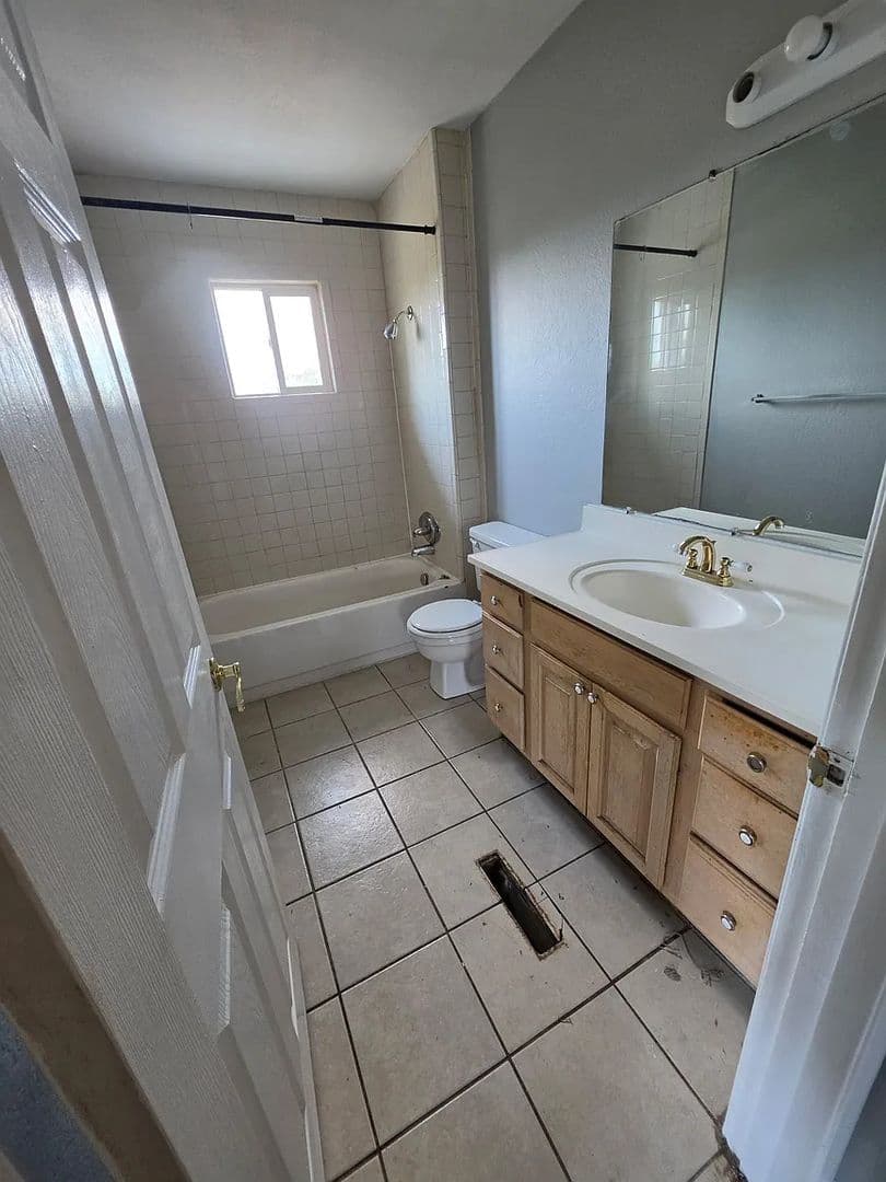 Fort Collins Apartment: 405 Loma Linda Drive