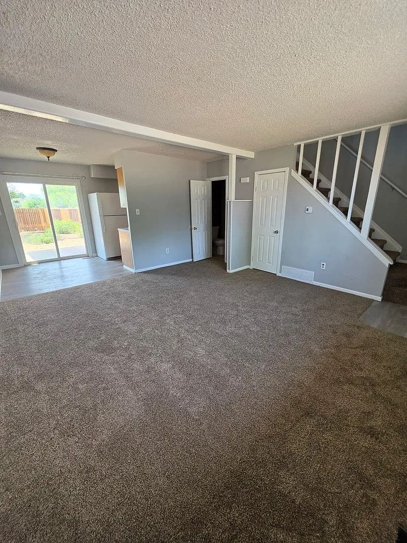 Fort Collins Apartment: 405 Loma Linda Drive
