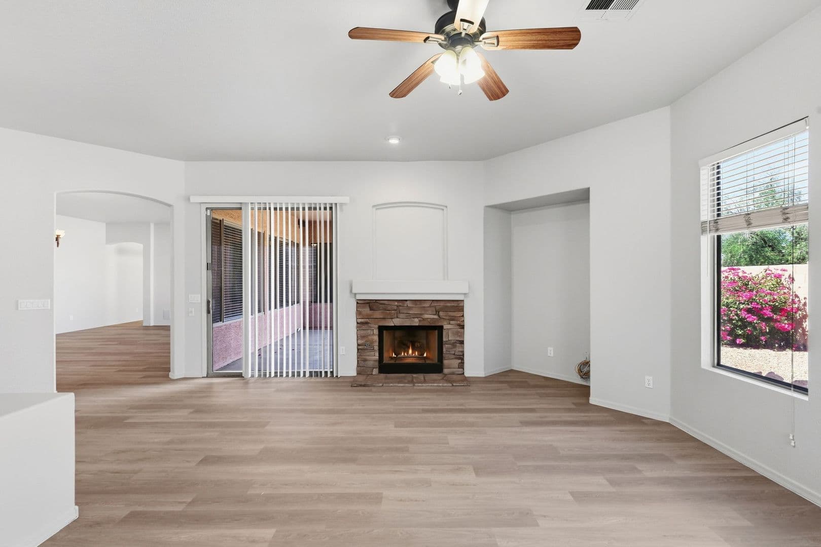 Gilbert House: 526 E Sheffield Ave