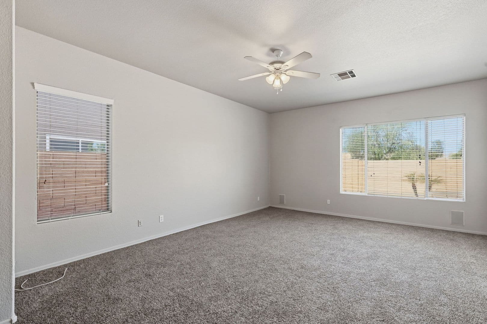 Gilbert House: 526 E Sheffield Ave