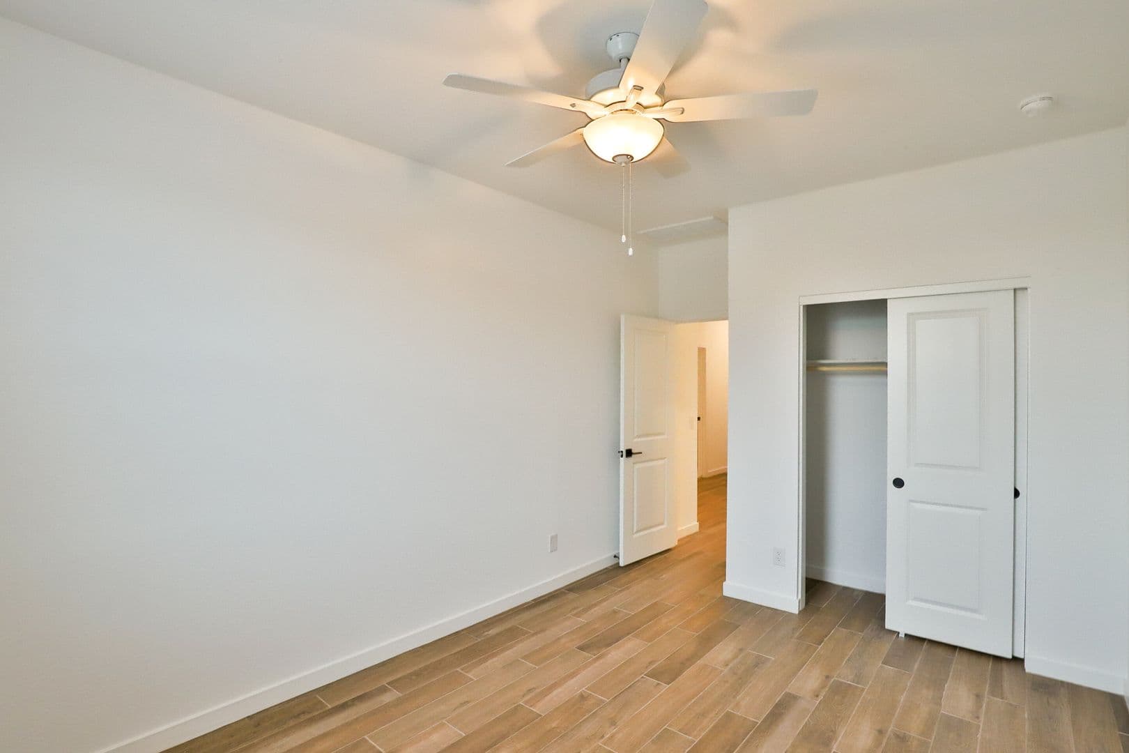 Waddell House: 16886 W Diana Avenue