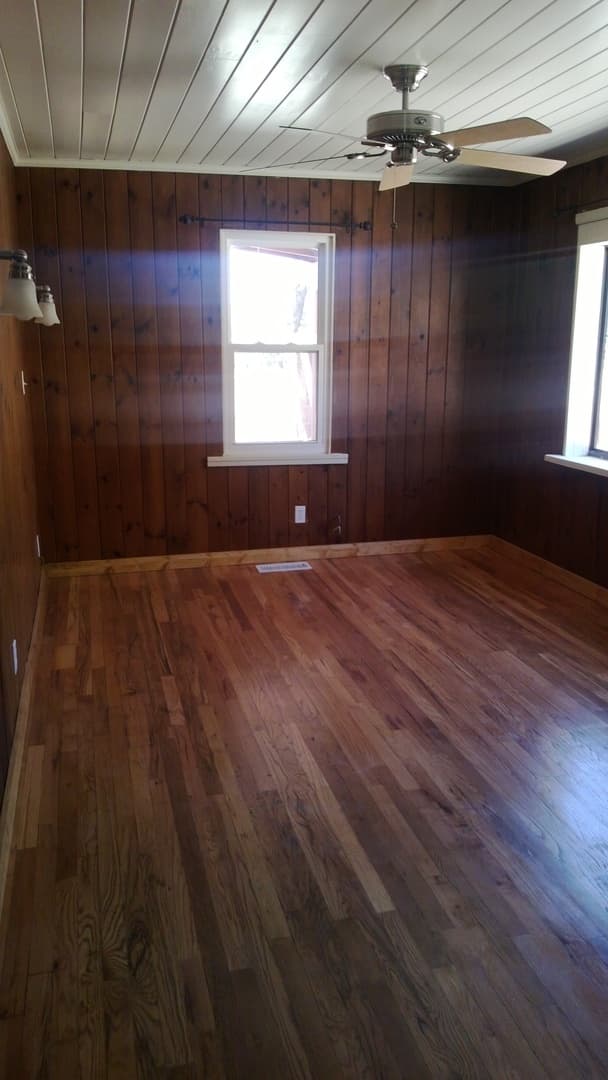 Santa Fe House: 421 1/2 E Coronado Road