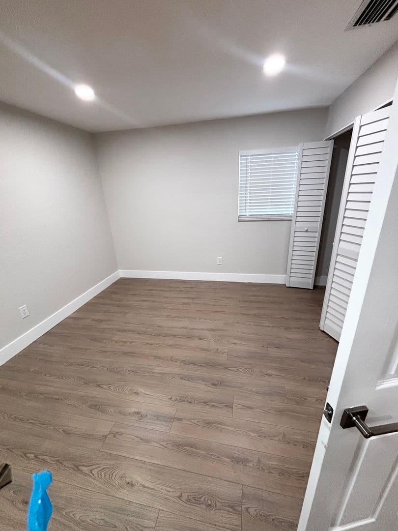 Tampa Apartment: 2002 E Eskimo Ave