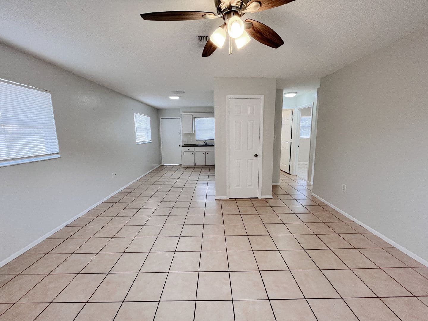 Holiday House: 5723 Silver Spur Drive