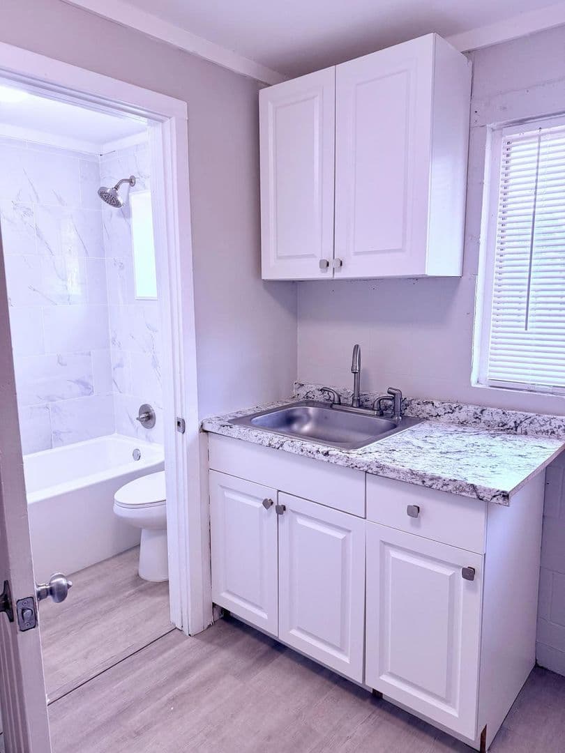 Ocala Apartment: 2305 SW 2nd Street