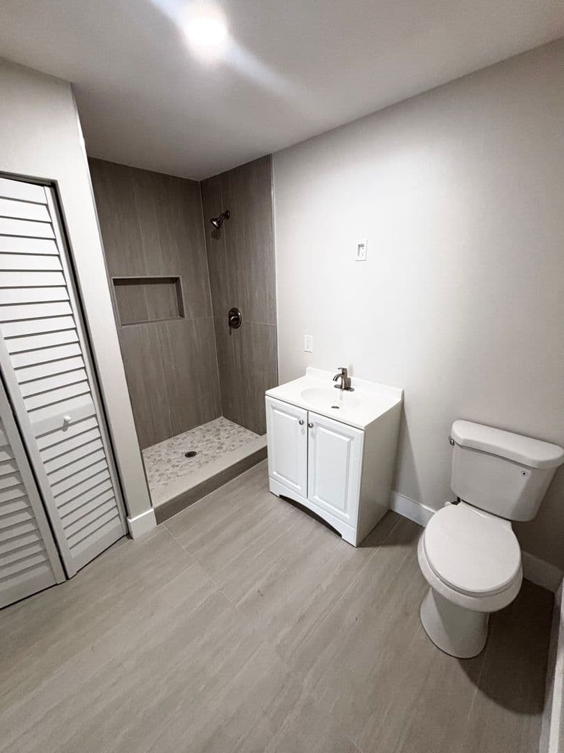 Tampa Apartment: 2002 E Eskimo Ave