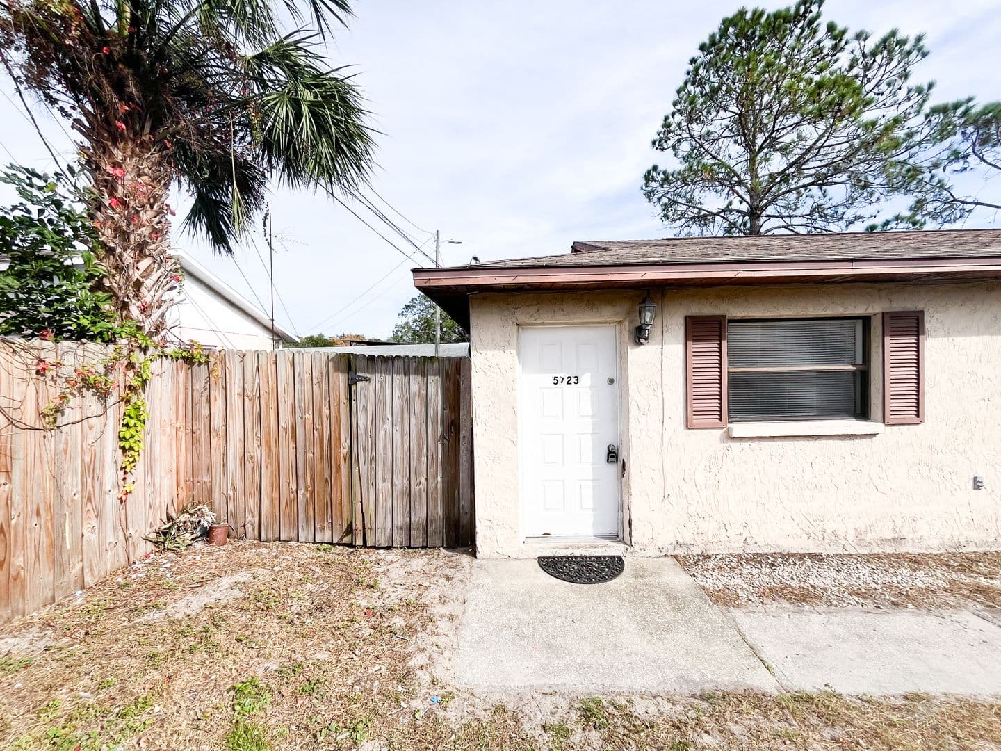 Holiday House: 5723 Silver Spur Drive