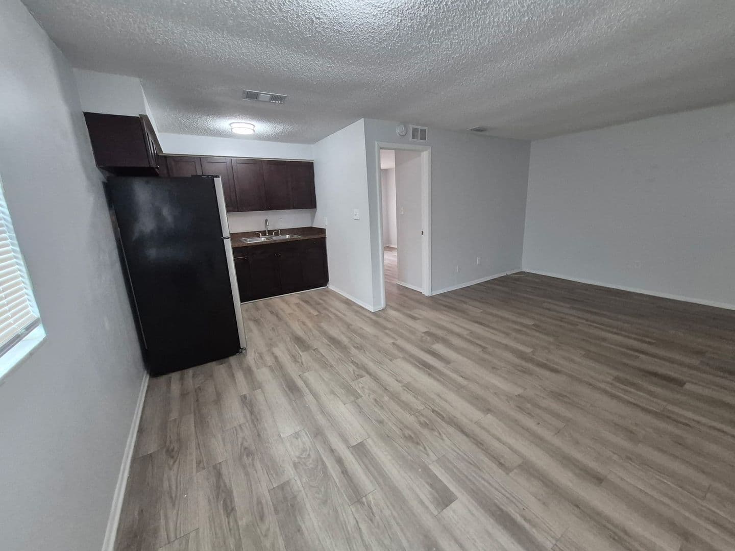 Tampa Apartment: 3712 W Cass St
