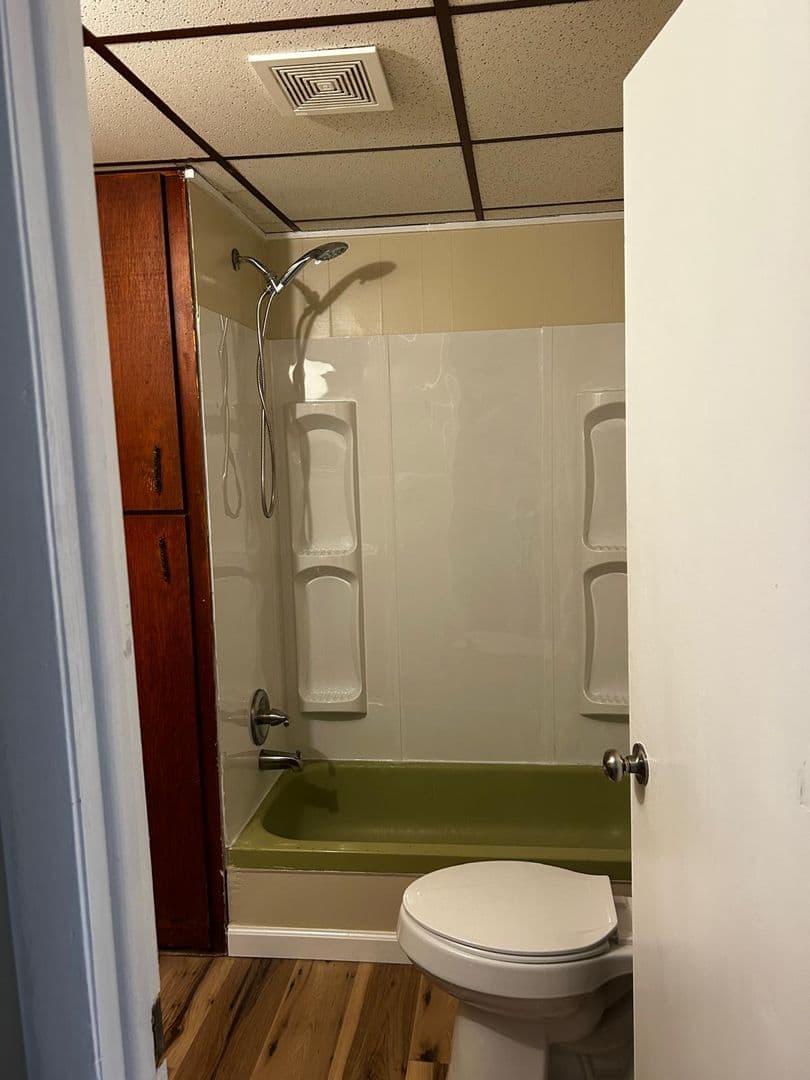 Vandling Apartment: 572-574 Main Street