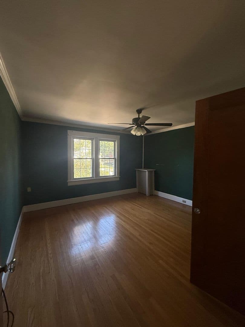 Dunmore House: 1420 College Avenue