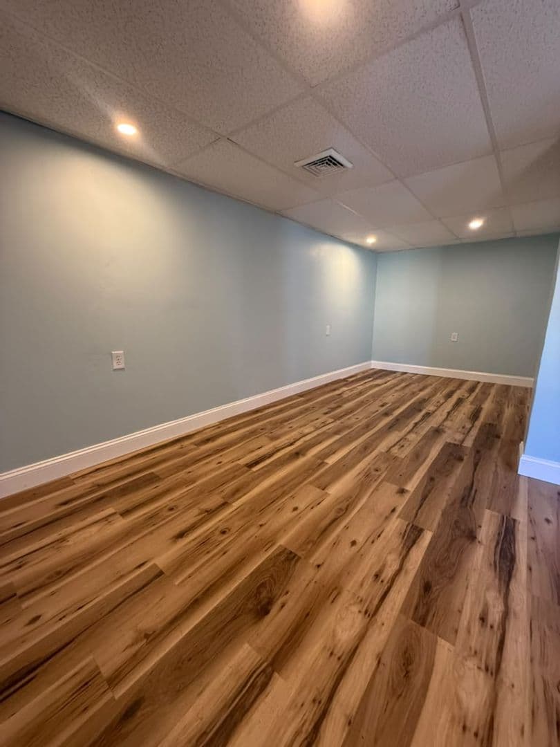 Olyphant Apartment: 305 Jackson Street