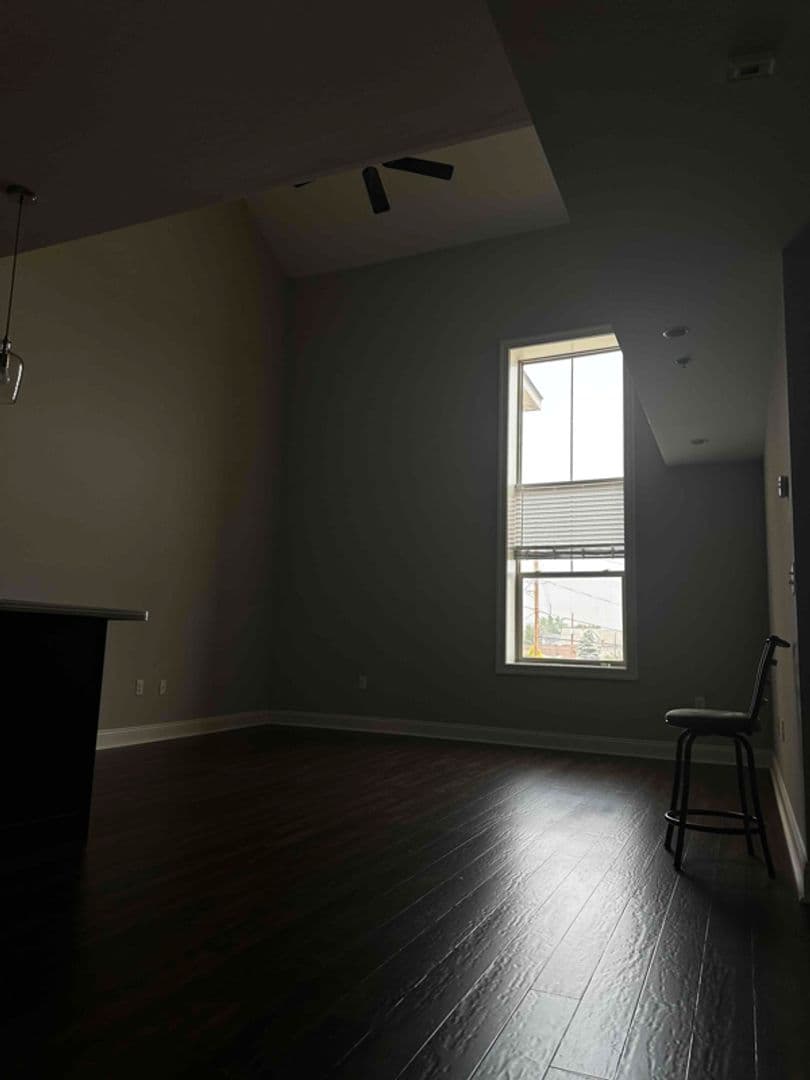 Scranton Apartment: 970 Ridge Avenue
