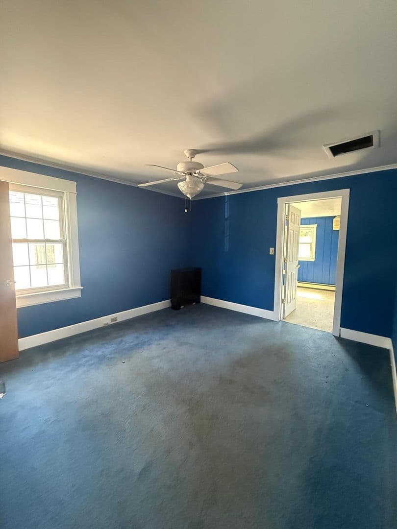 Dunmore House: 1420 College Avenue