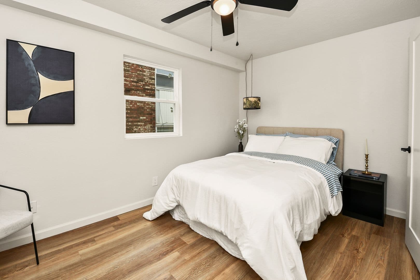 Springfield Apartment: 2035 S Florence Ave