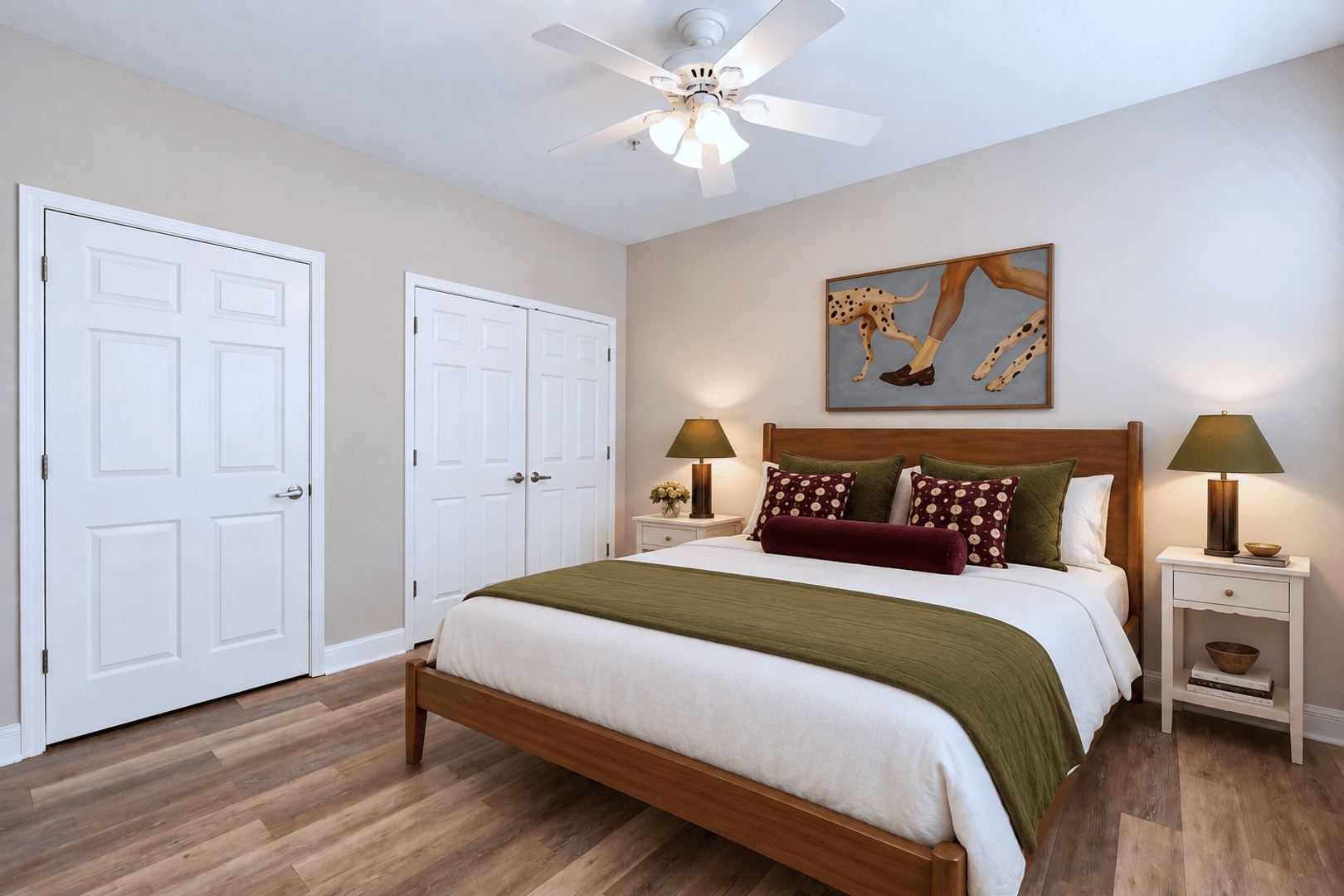 Springfield Apartment: 423 E Elm St
