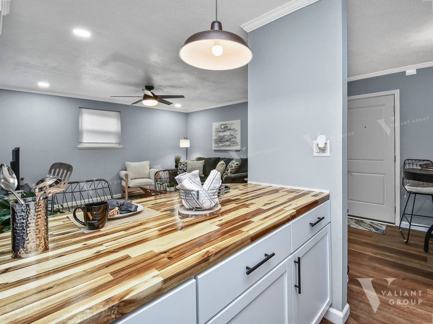 Springfield Apartment: 1435 E Elm St