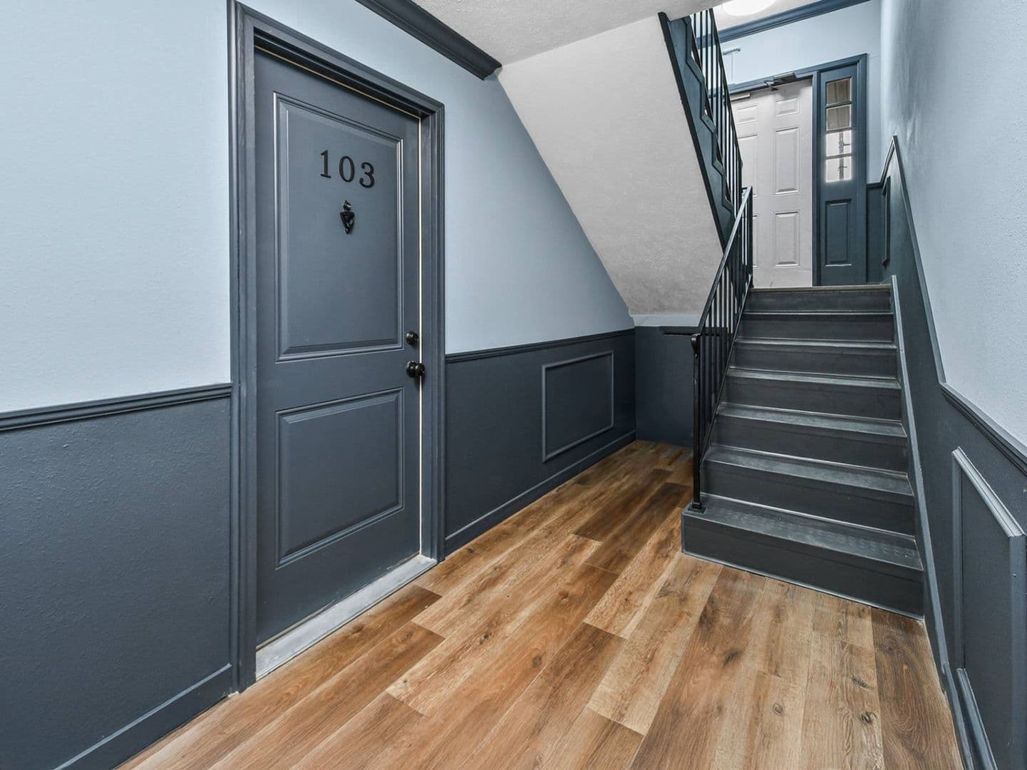 Springfield Apartment: 1435 E Elm St