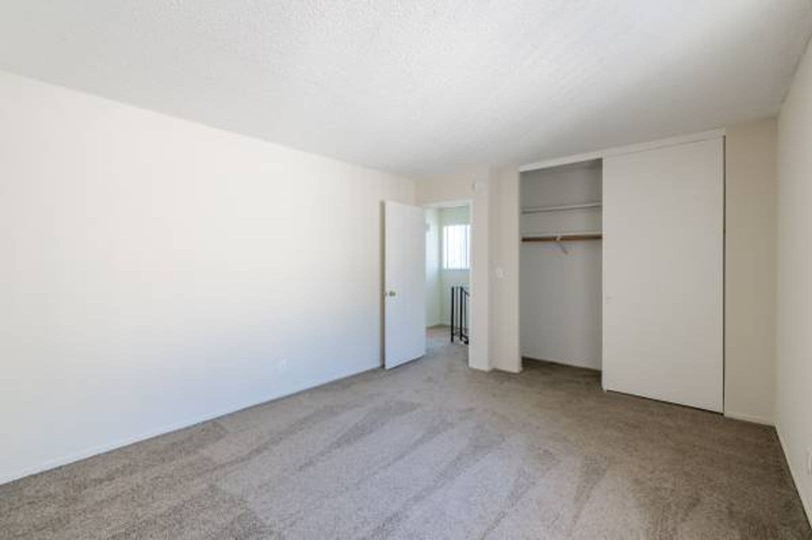 San Jose Apartment: 560-A Menker Ave.