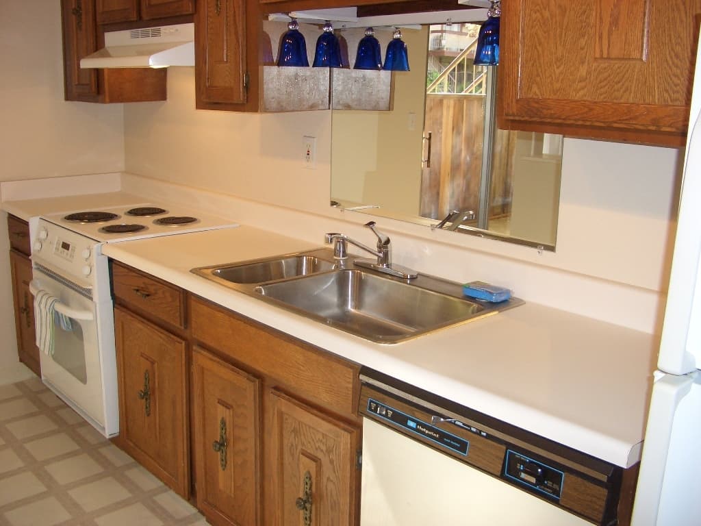 Los Gatos Apartment: 225 Avery Lane